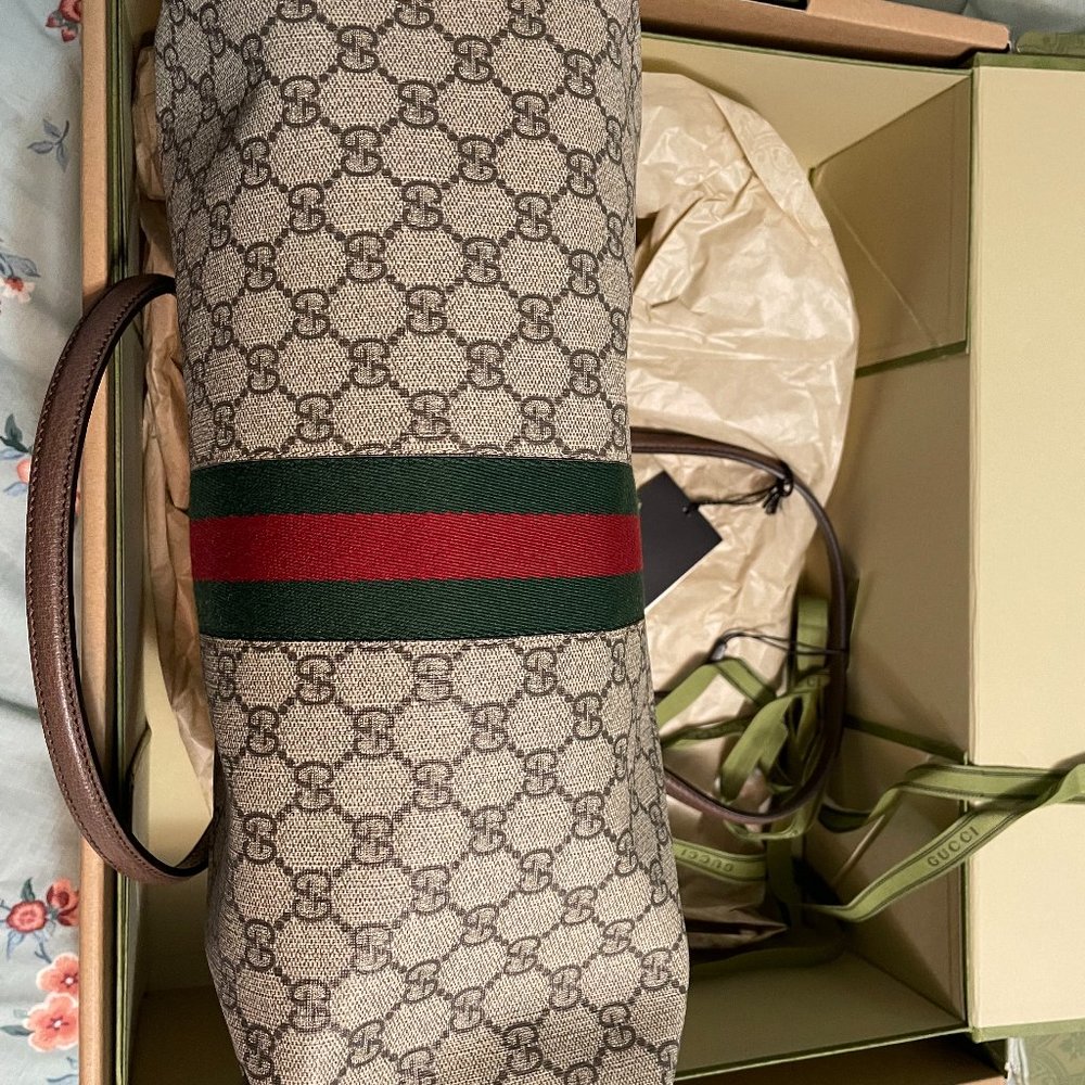 Gucci Tote - Picture 4 of 7